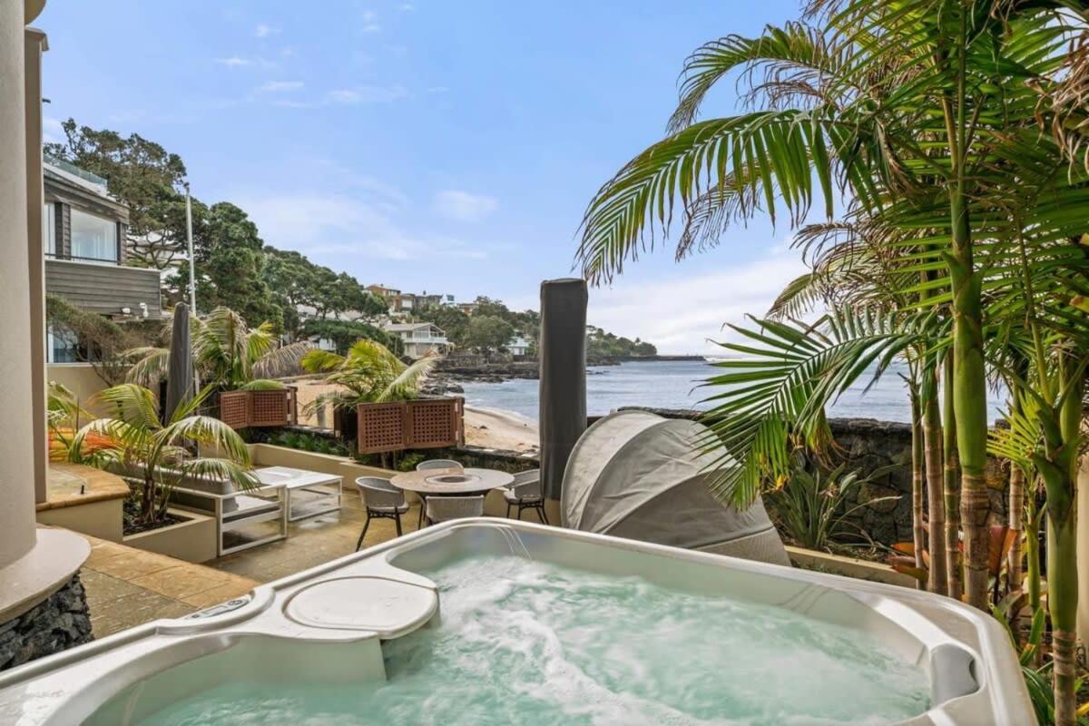 Takapuna Beachfront W Stunning Views โอ๊คแลนด์ ภายนอก รูปภาพ